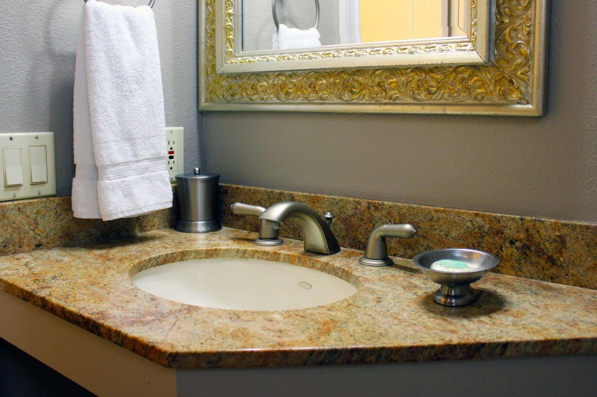 Bel Abri Napa Valley Inn Εξωτερικό φωτογραφία